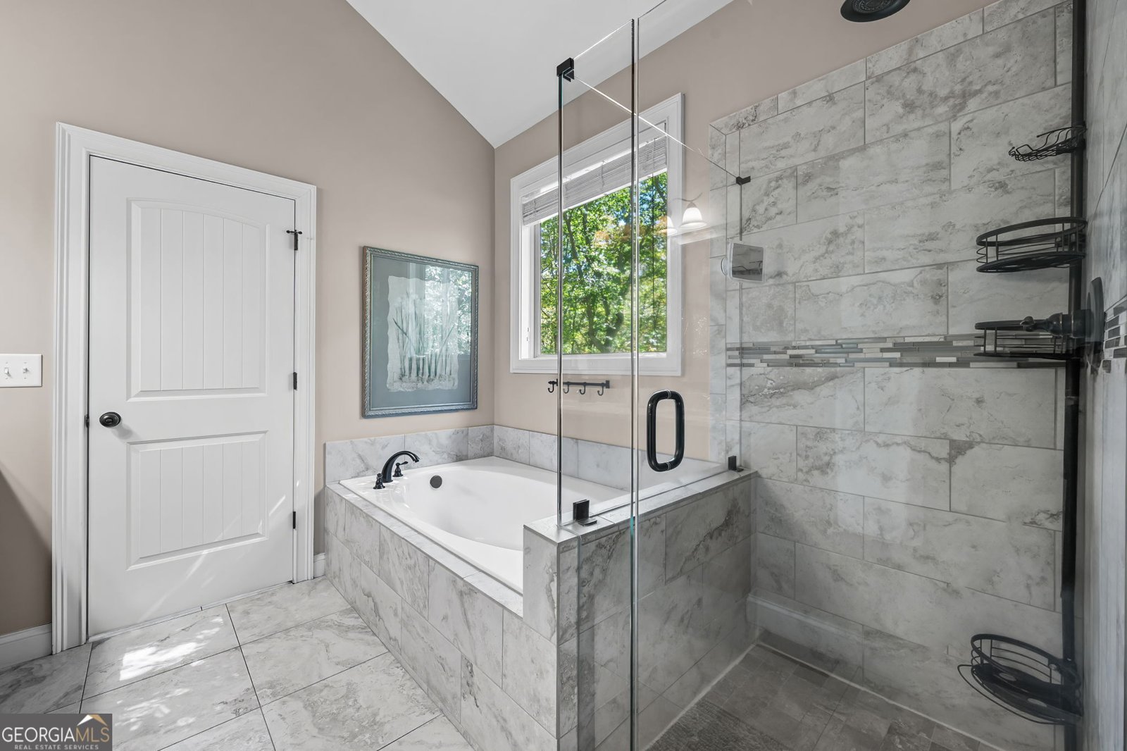 132 Amberleigh Drive White - 36