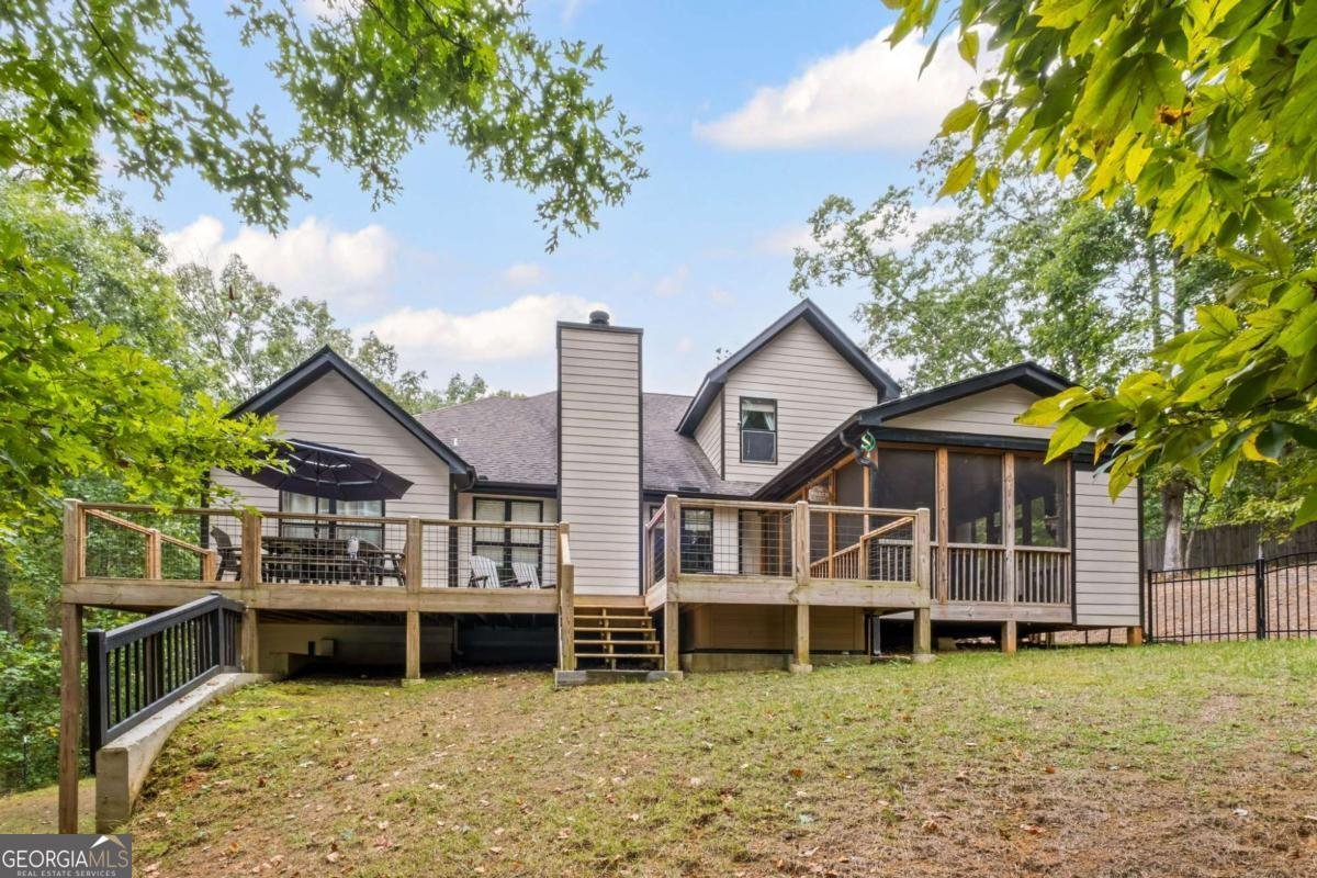 132 Amberleigh Drive White - 52