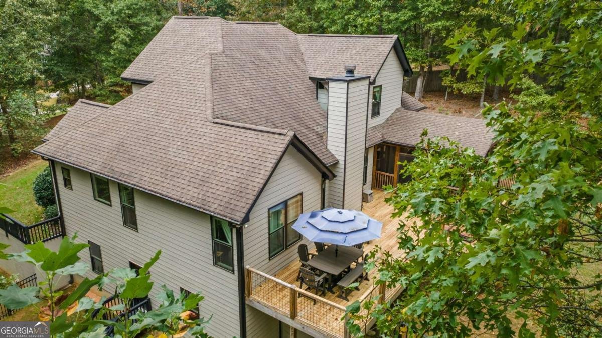 132 Amberleigh Drive White - 55