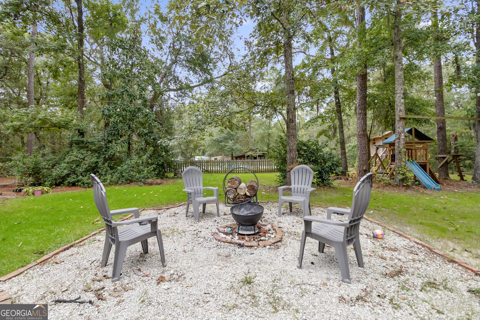 437 Kings Road Midway - 39