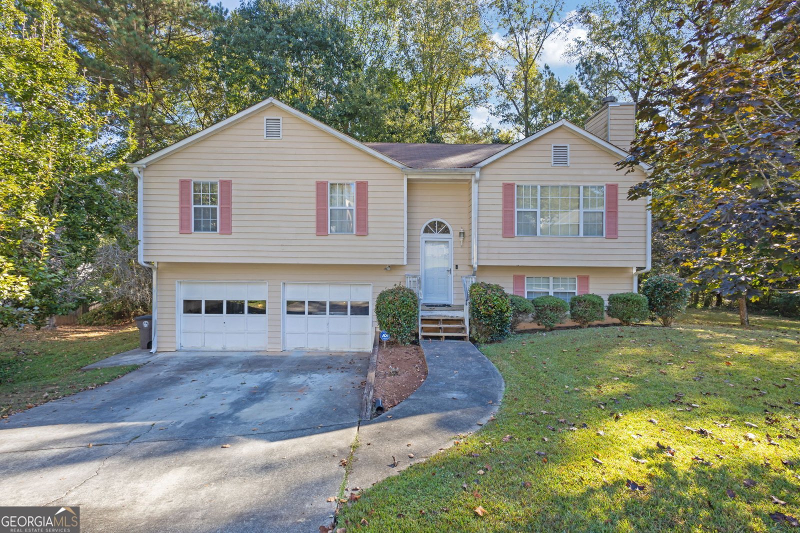 7350 Earls Court Douglasville - 1
