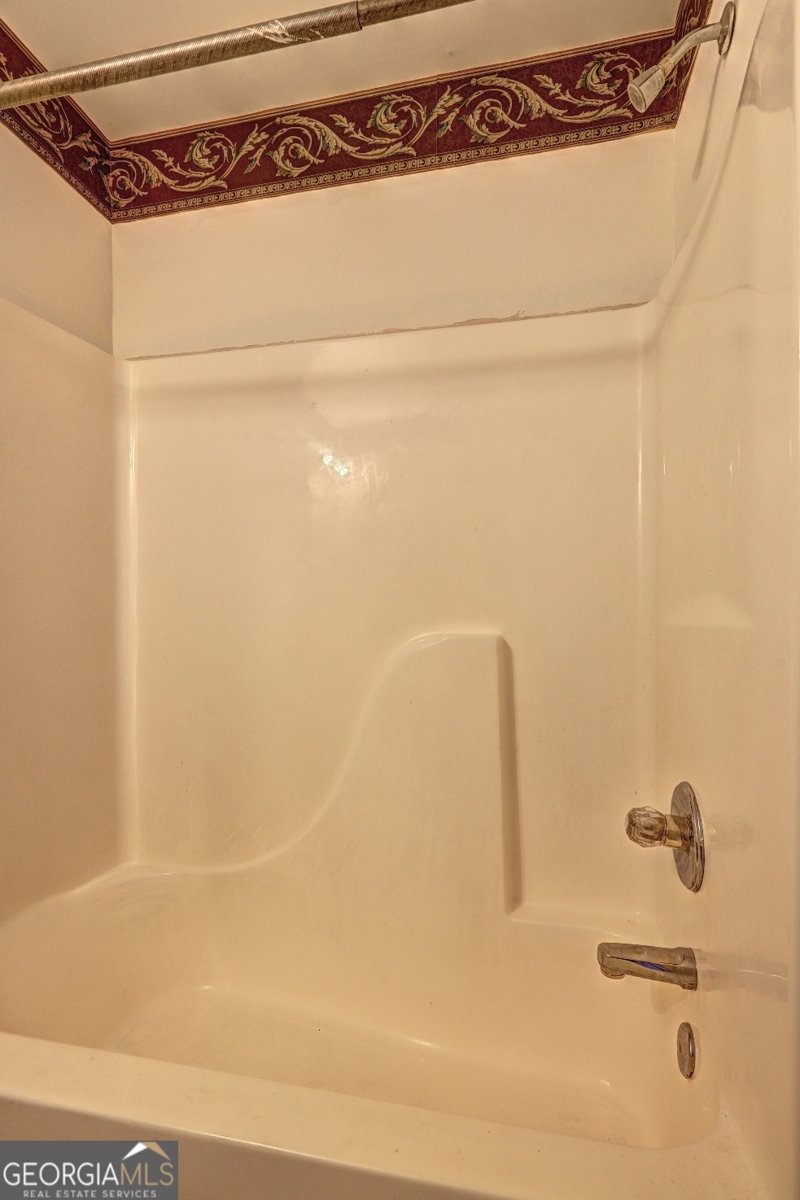 2280 Village Centre Drive Loganville - 38