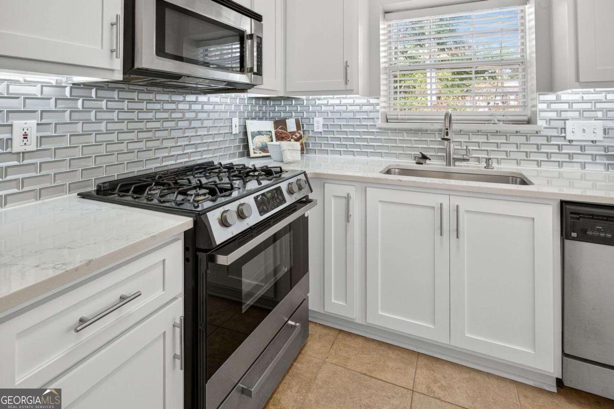 206 Las Brasis Court Peachtree City - 7