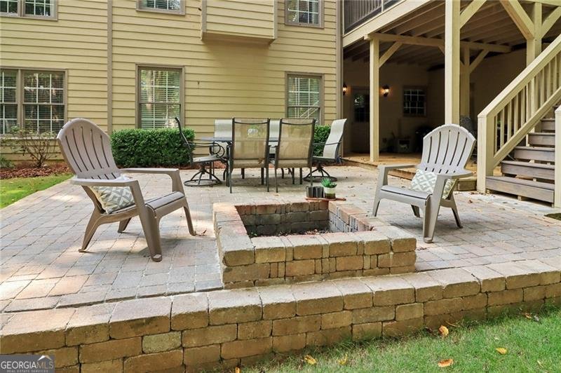 12225 Clairmonte Avenue Alpharetta - 33
