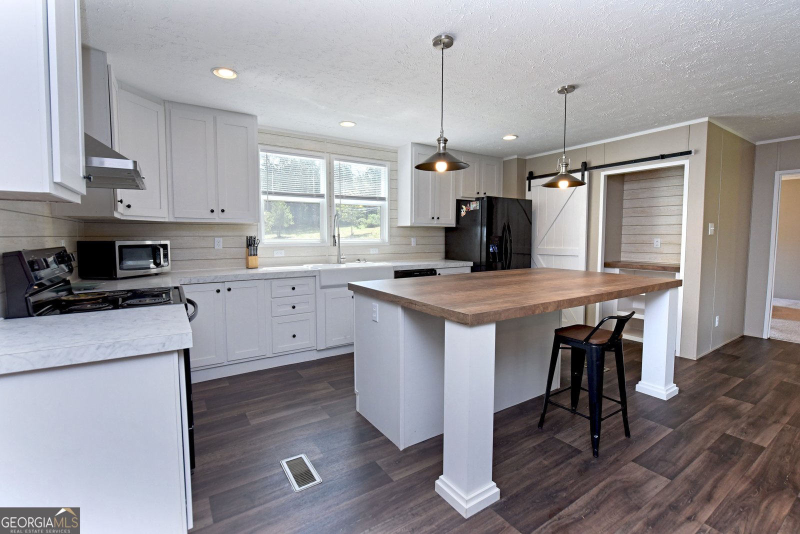 8465 Hwy 254 Cleveland - 39