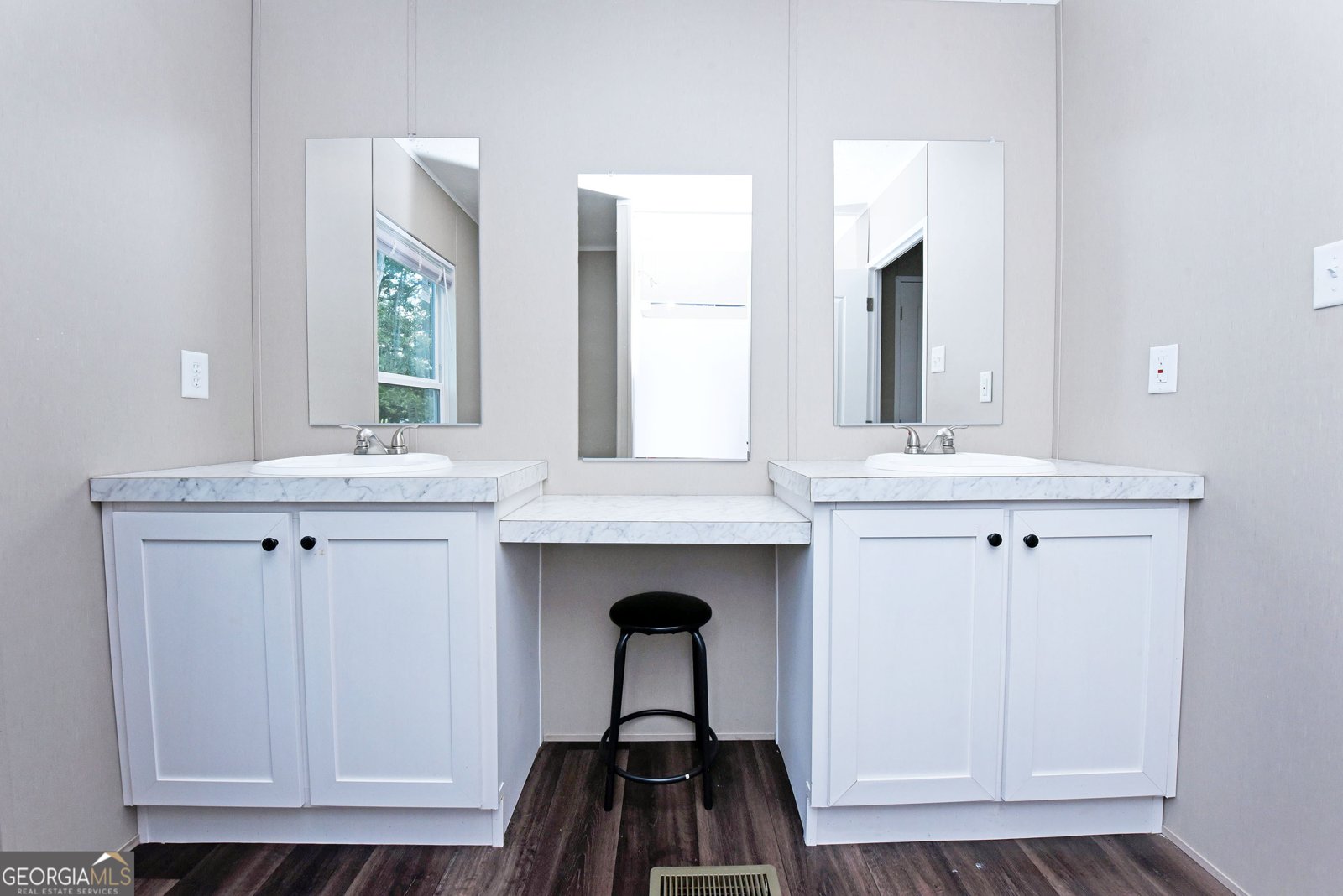 8465 Hwy 254 Cleveland - 57