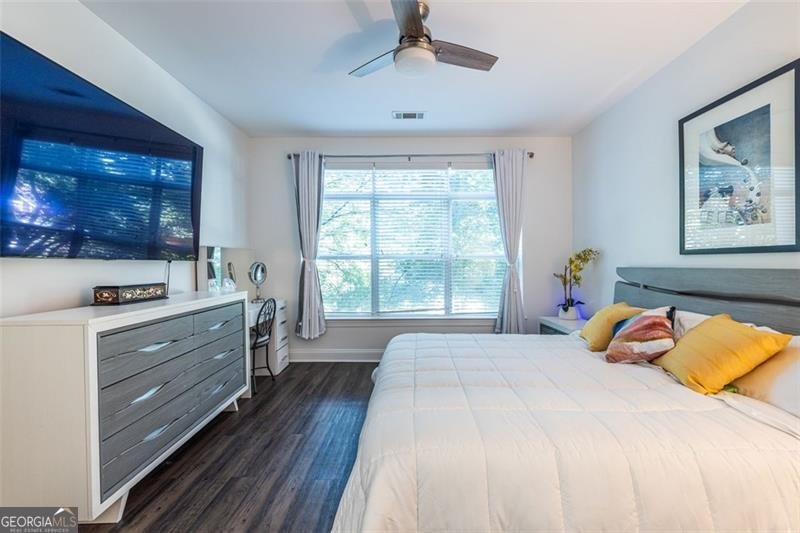 840 UNITED Atlanta - 12