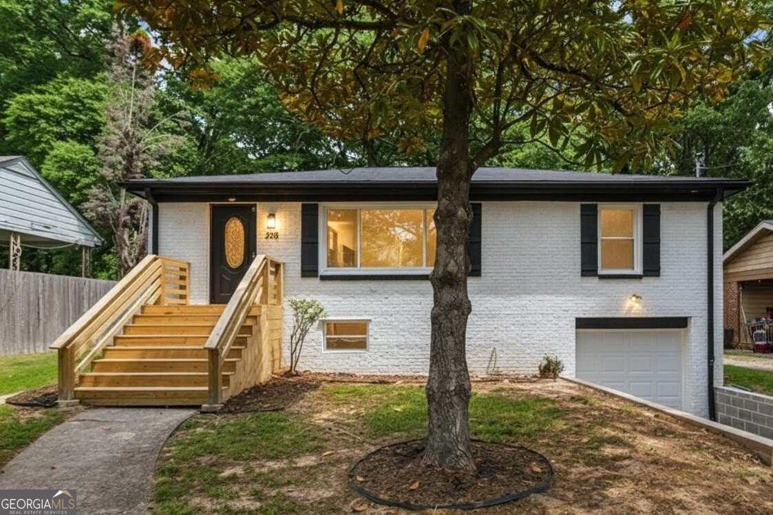 208 Silver Springs Circle Atlanta - 1