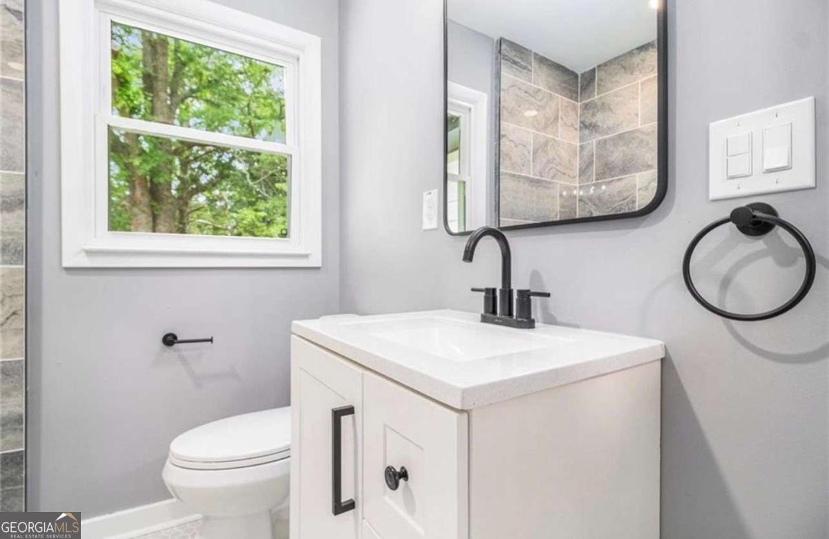 208 Silver Springs Circle Atlanta - 19