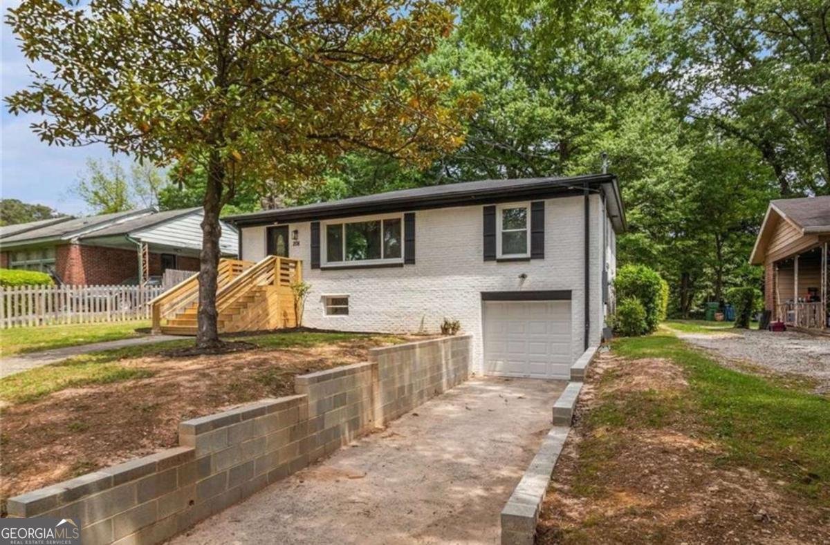 208 Silver Springs Circle Atlanta - 2