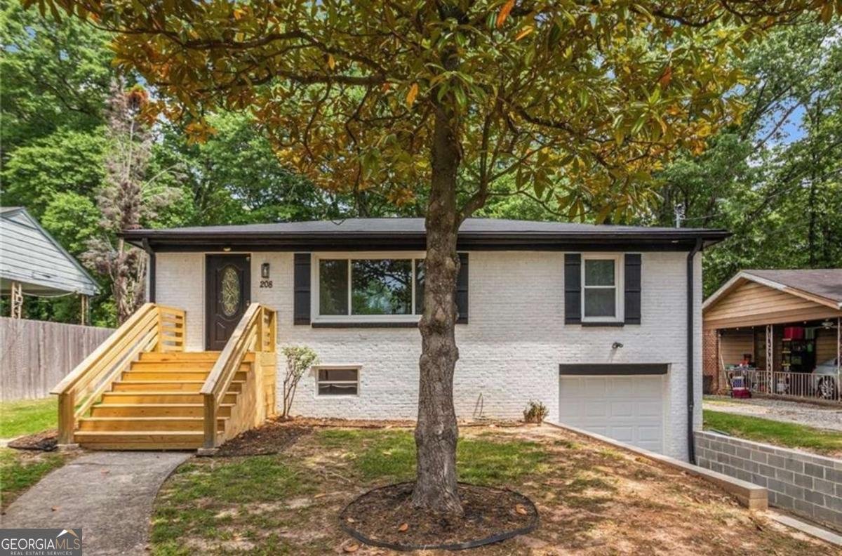 208 Silver Springs Circle Atlanta - 30