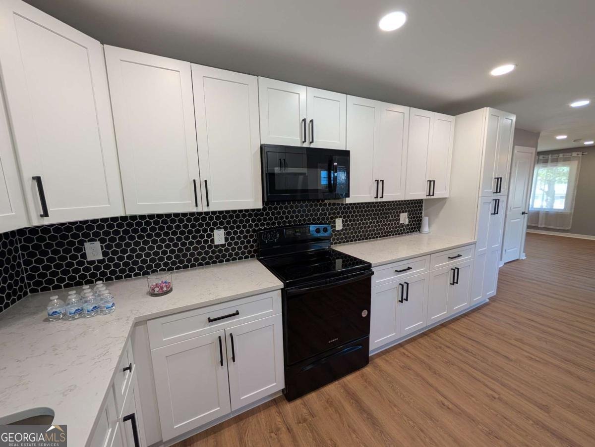 208 Silver Springs Circle Atlanta - 9
