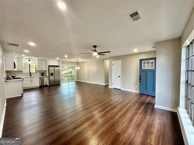 8198 Winewood Court Riverdale - 3