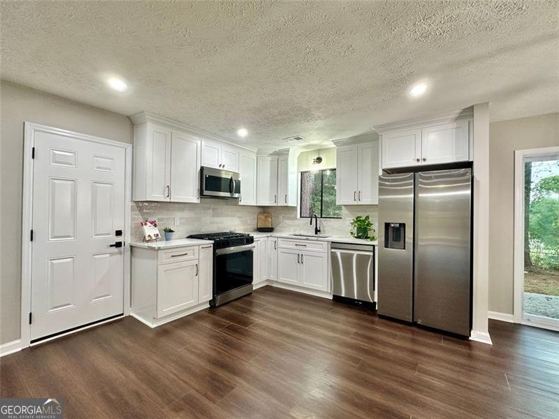 8198 Winewood Court Riverdale - 6