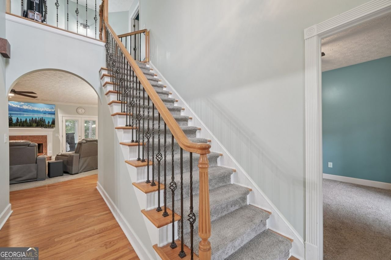 790 BLACKBERRY Trail Lawrenceville - 3