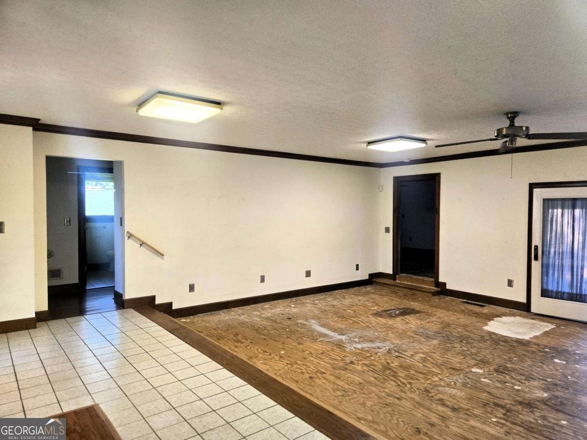 2565 FAIRVIEW Road Covington - 3