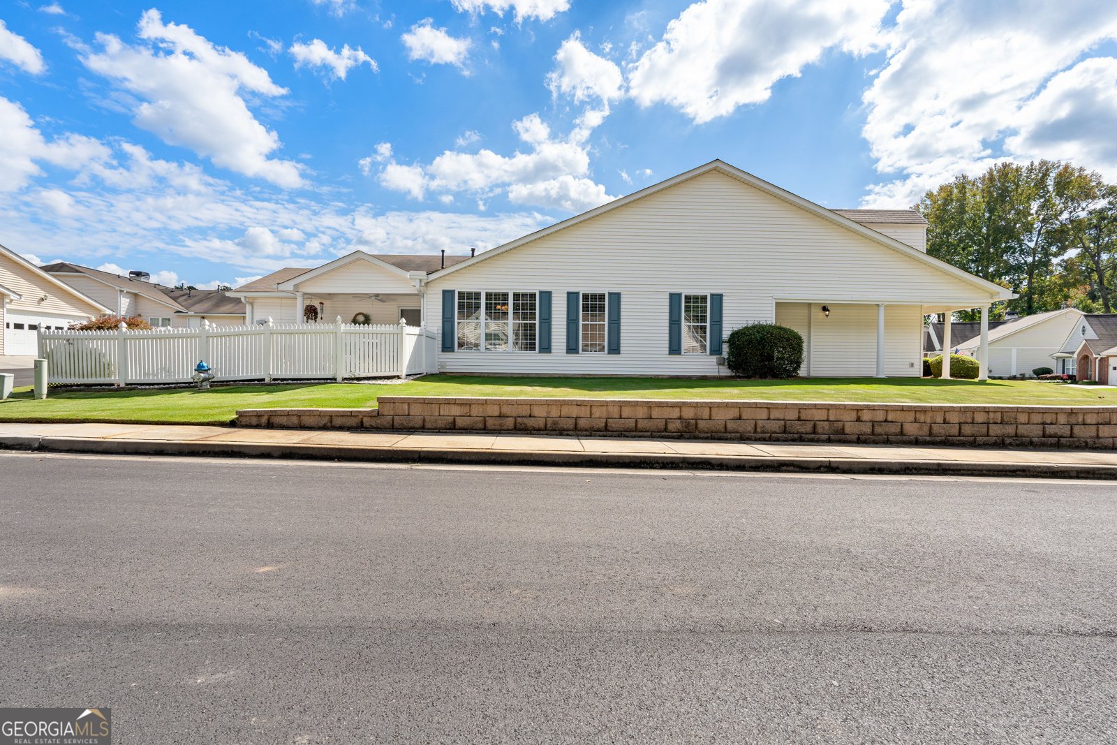 1017 Pinehurst Drive Peachtree City - 2