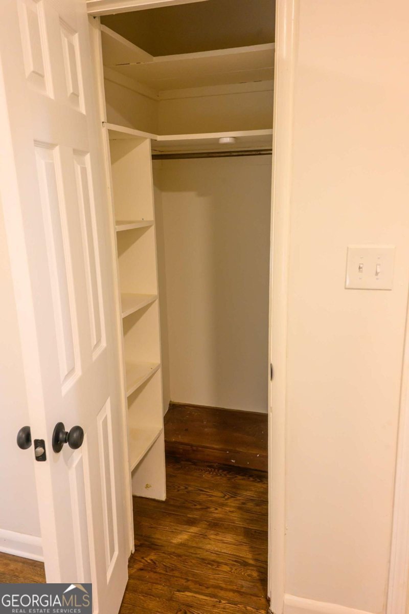 753 Commodore Drive Atlanta - 19