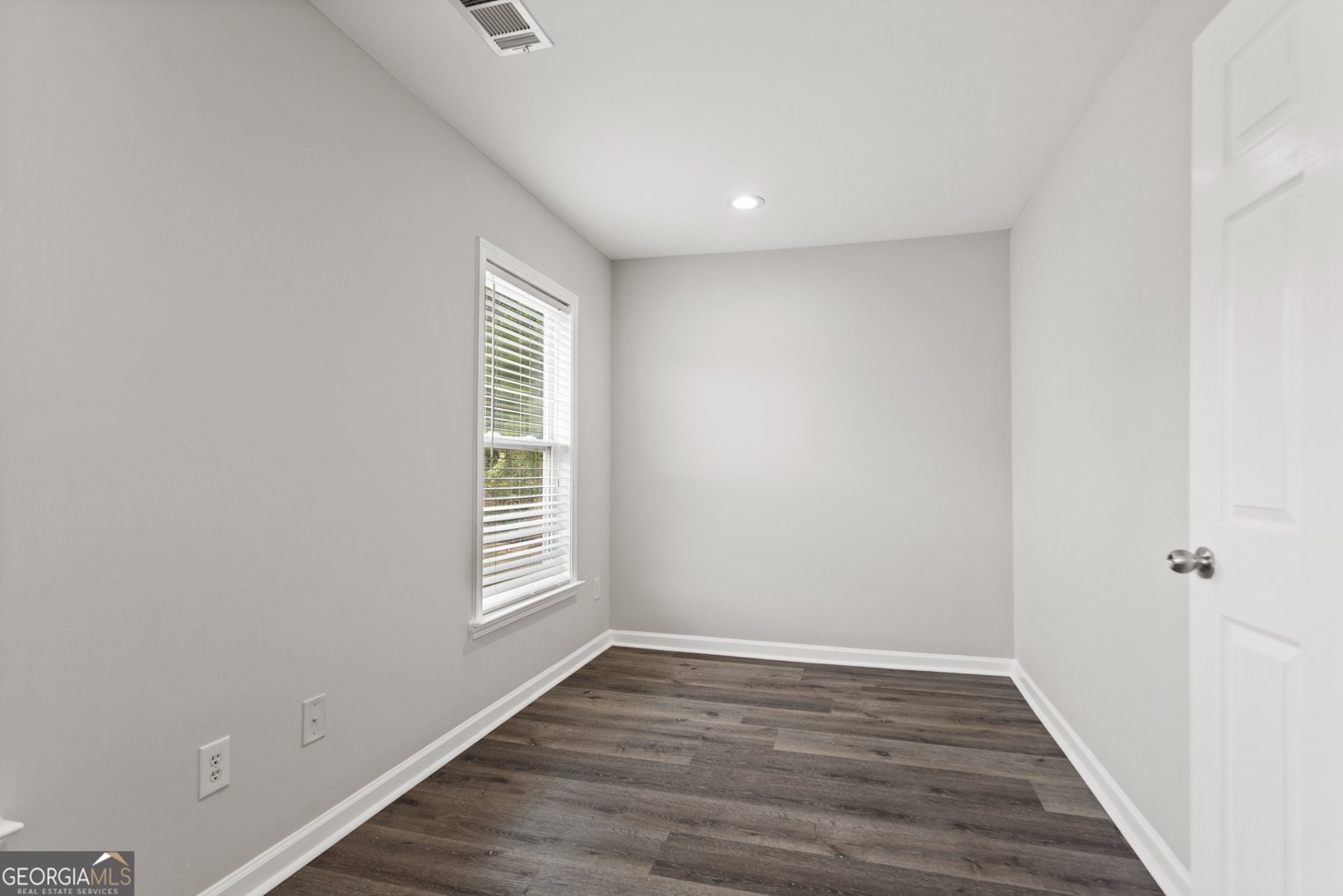3510 Long Lake Drive Douglasville - 24