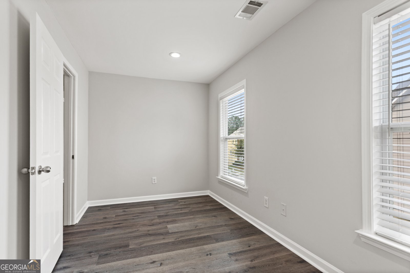 3510 Long Lake Drive Douglasville - 25
