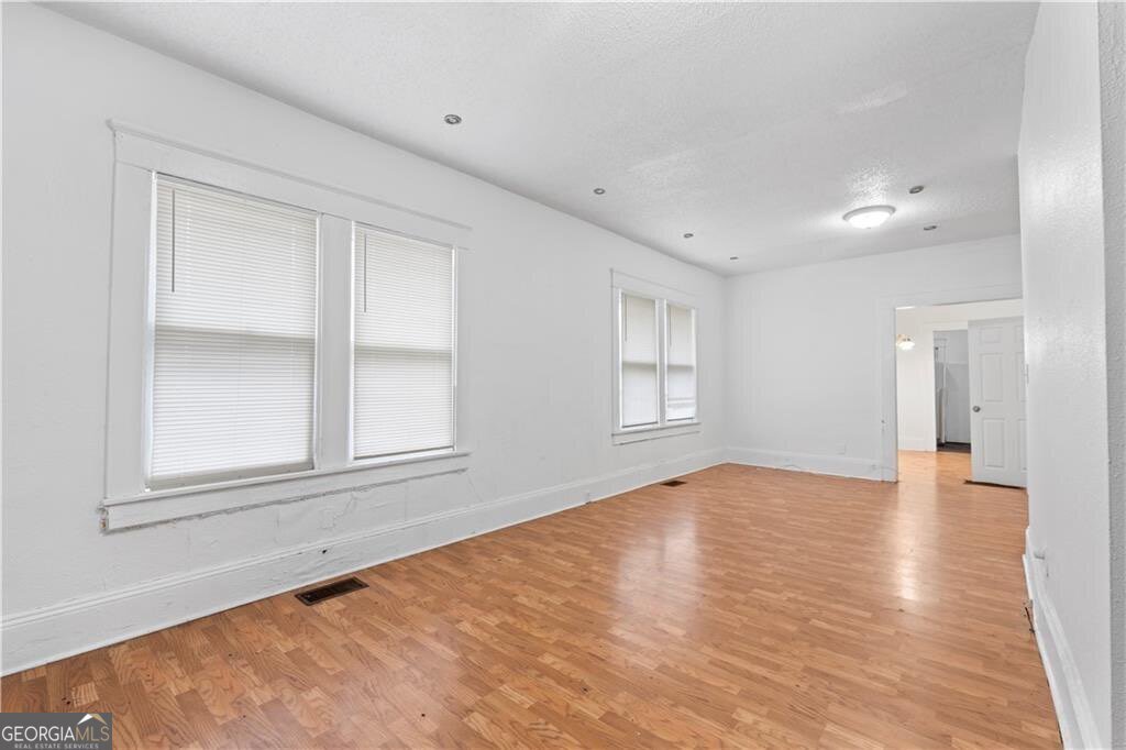 947 White Street Atlanta - 5