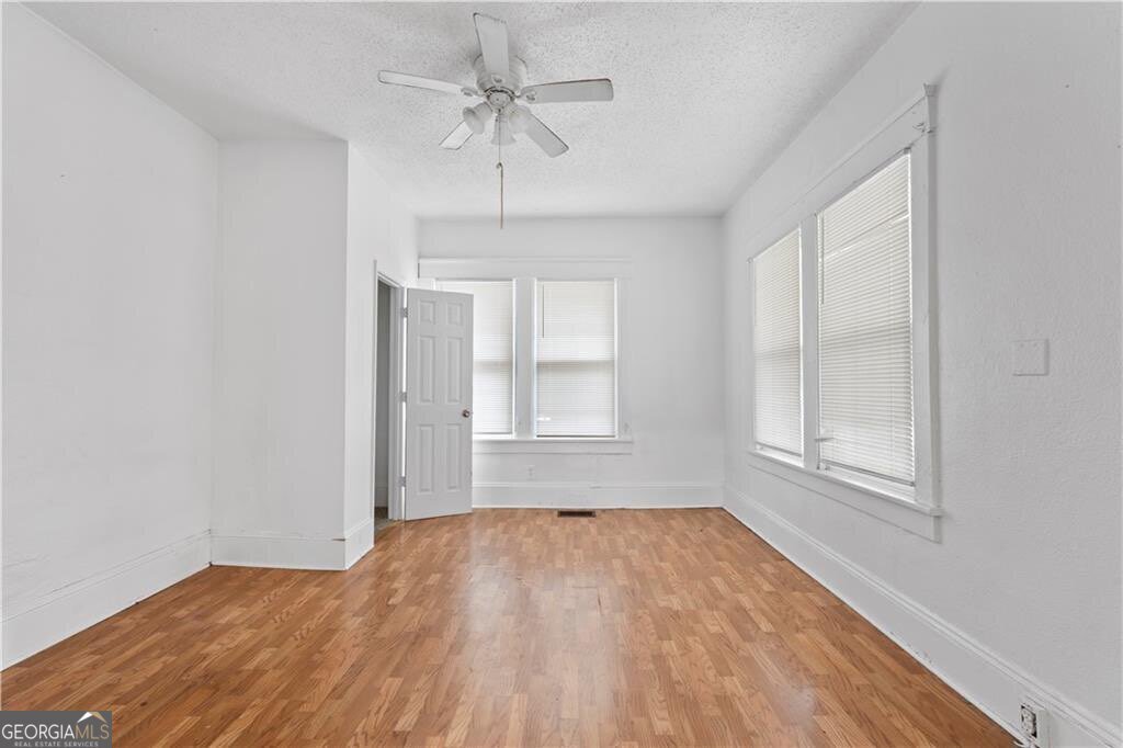 947 White Street Atlanta - 6