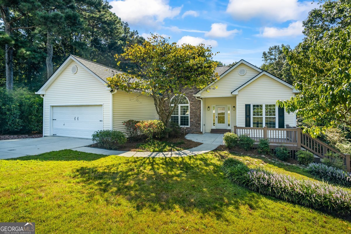 1485 Princeton View Court Loganville - 1