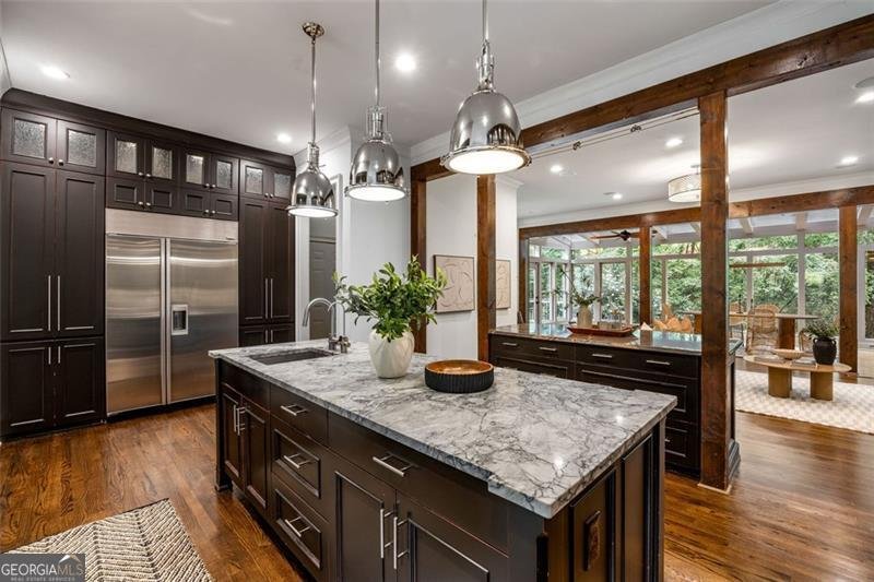 1097 BONVIEW Lane Atlanta - 17