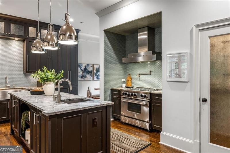 1097 BONVIEW Lane Atlanta - 18