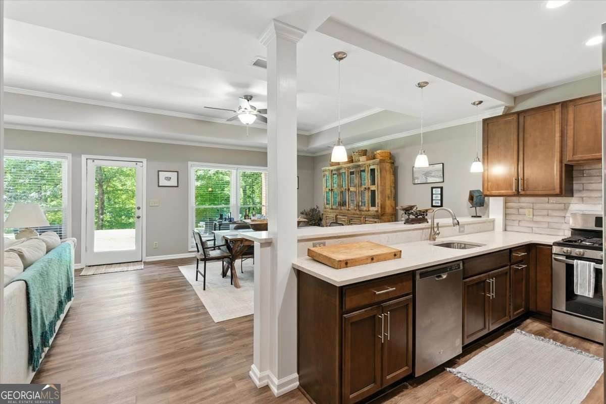 200 WATERFORD FALLS Drive Canton - 53