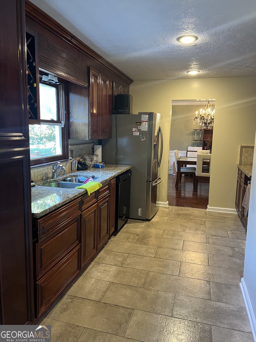 3904 Laurel Crest Drive Snellville - 34