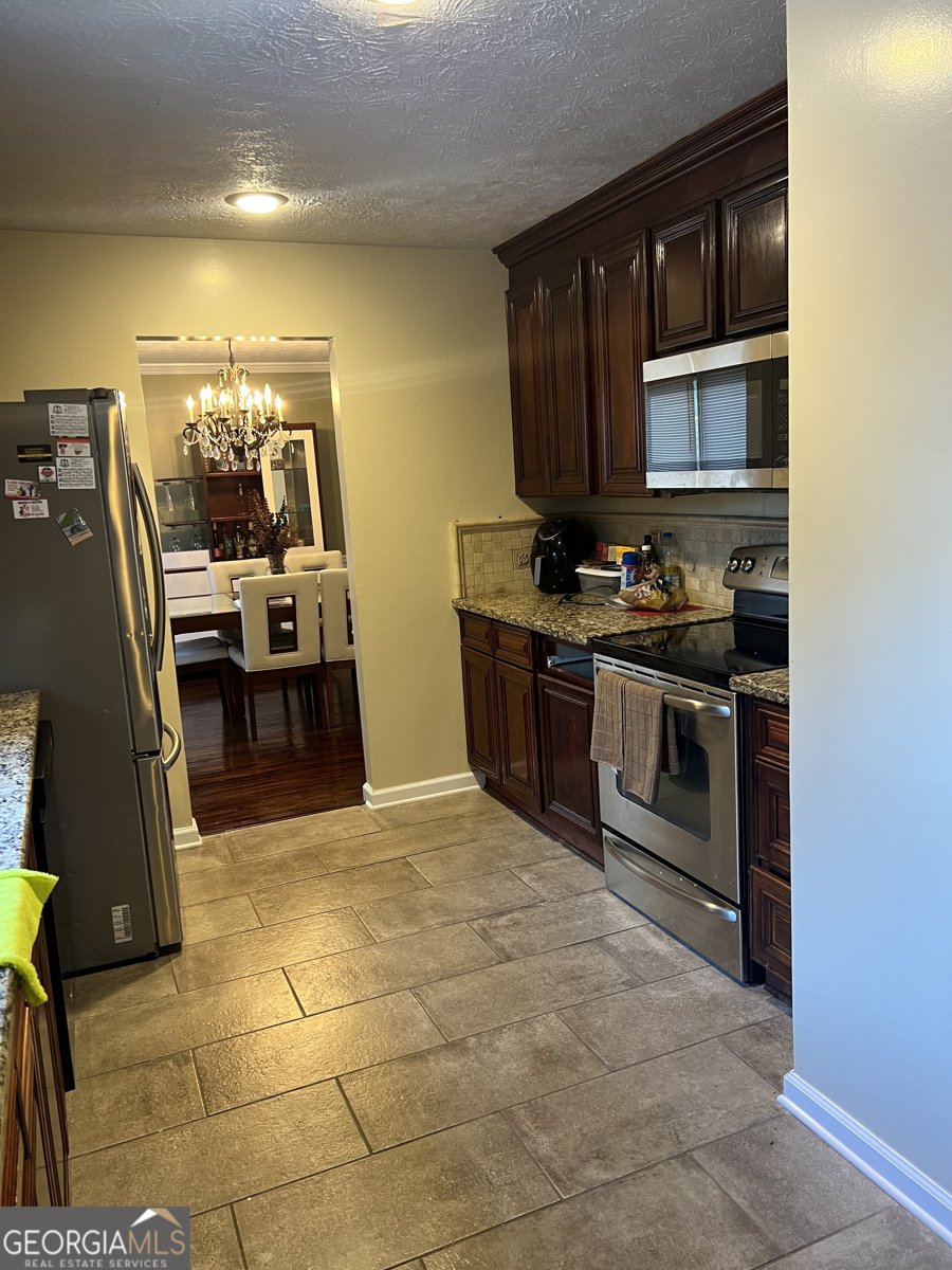 3904 Laurel Crest Drive Snellville - 35