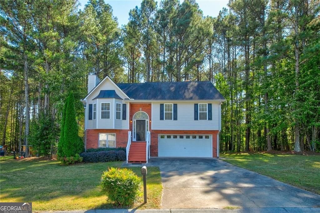 54 Greatwood Drive White - 1