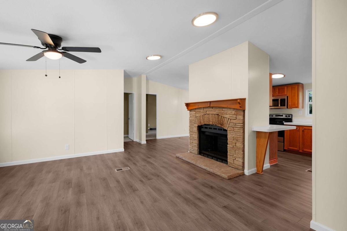 399 Estelle Middleton Road Chatsworth - 11