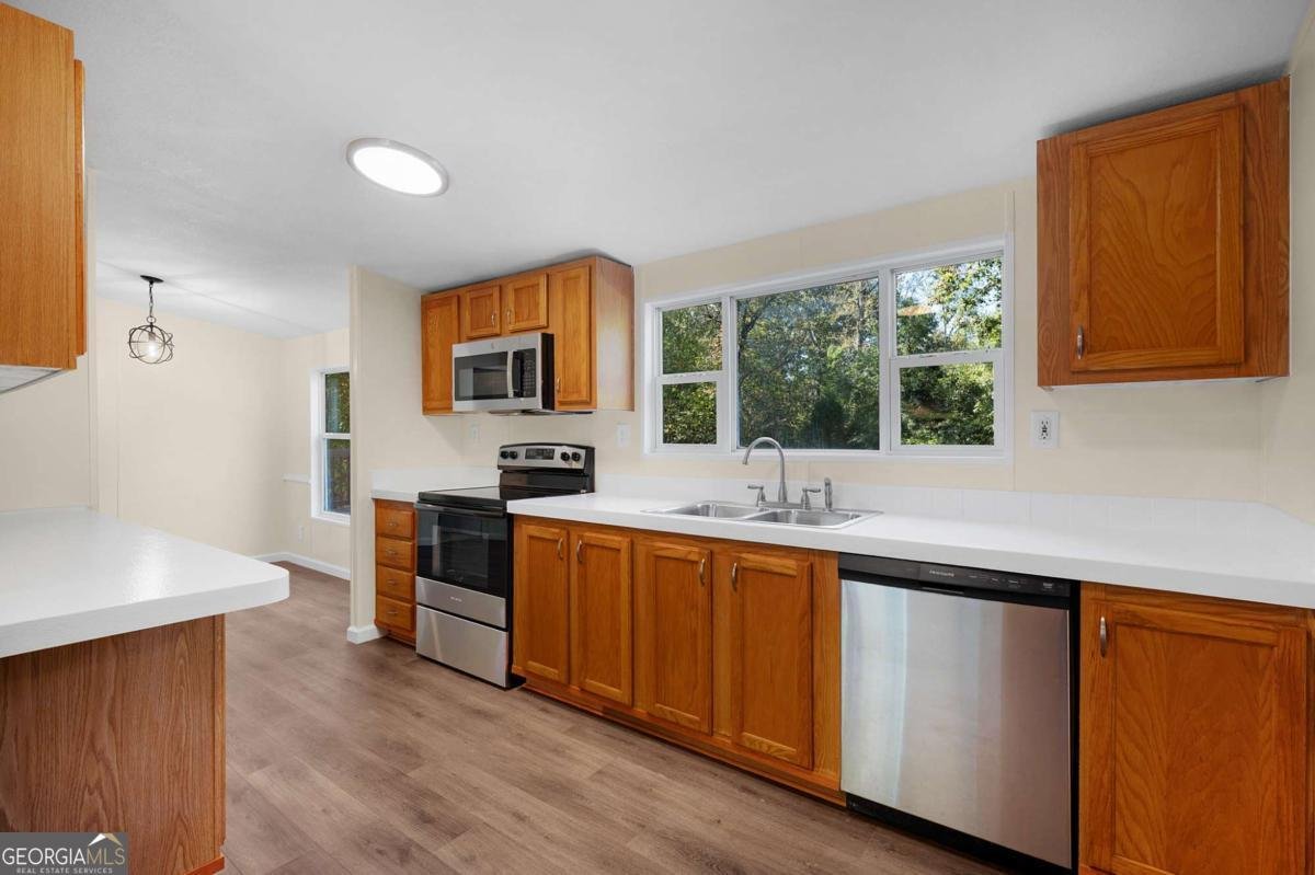 399 Estelle Middleton Road Chatsworth - 19