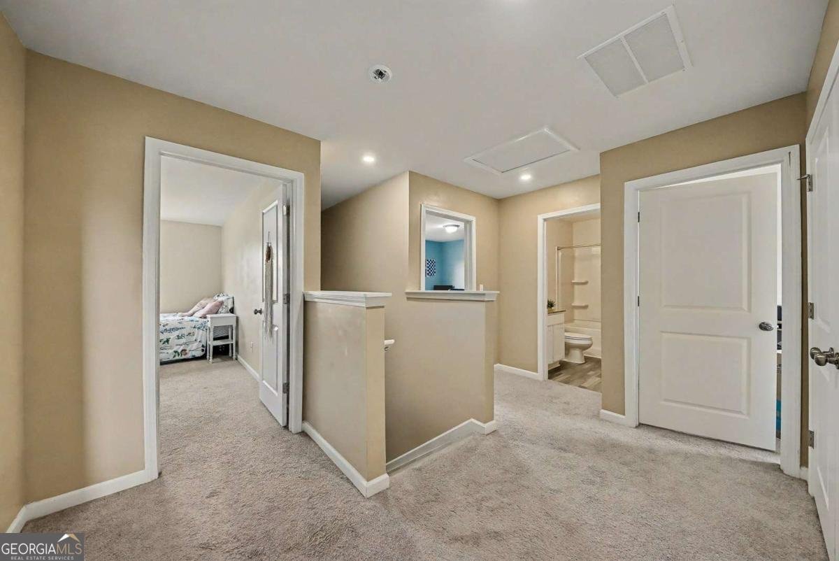 107 Radford Court Kingston - 18