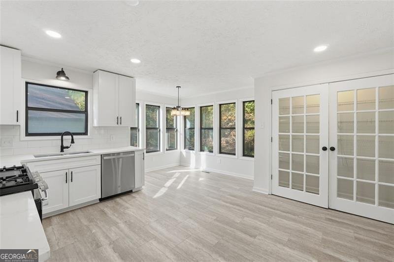 2161 DEEP WOODS Way Marietta - 6