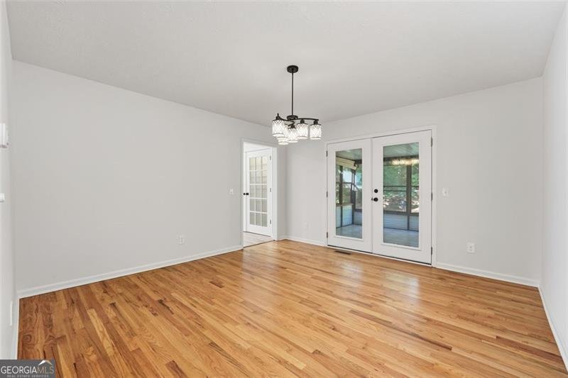 2161 DEEP WOODS Way Marietta - 9