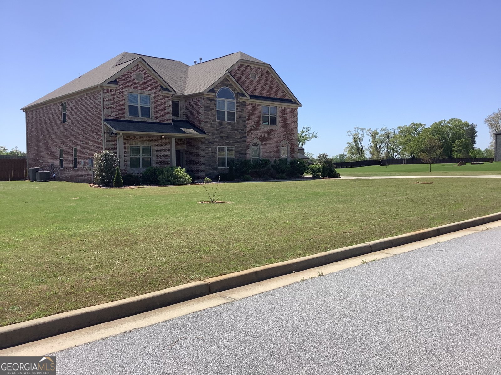 160 Elysian Drive Fayetteville - 1
