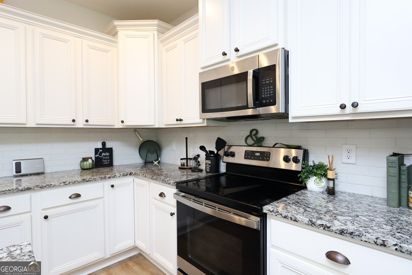 110 Gwendolyn Avenue Perry - 8