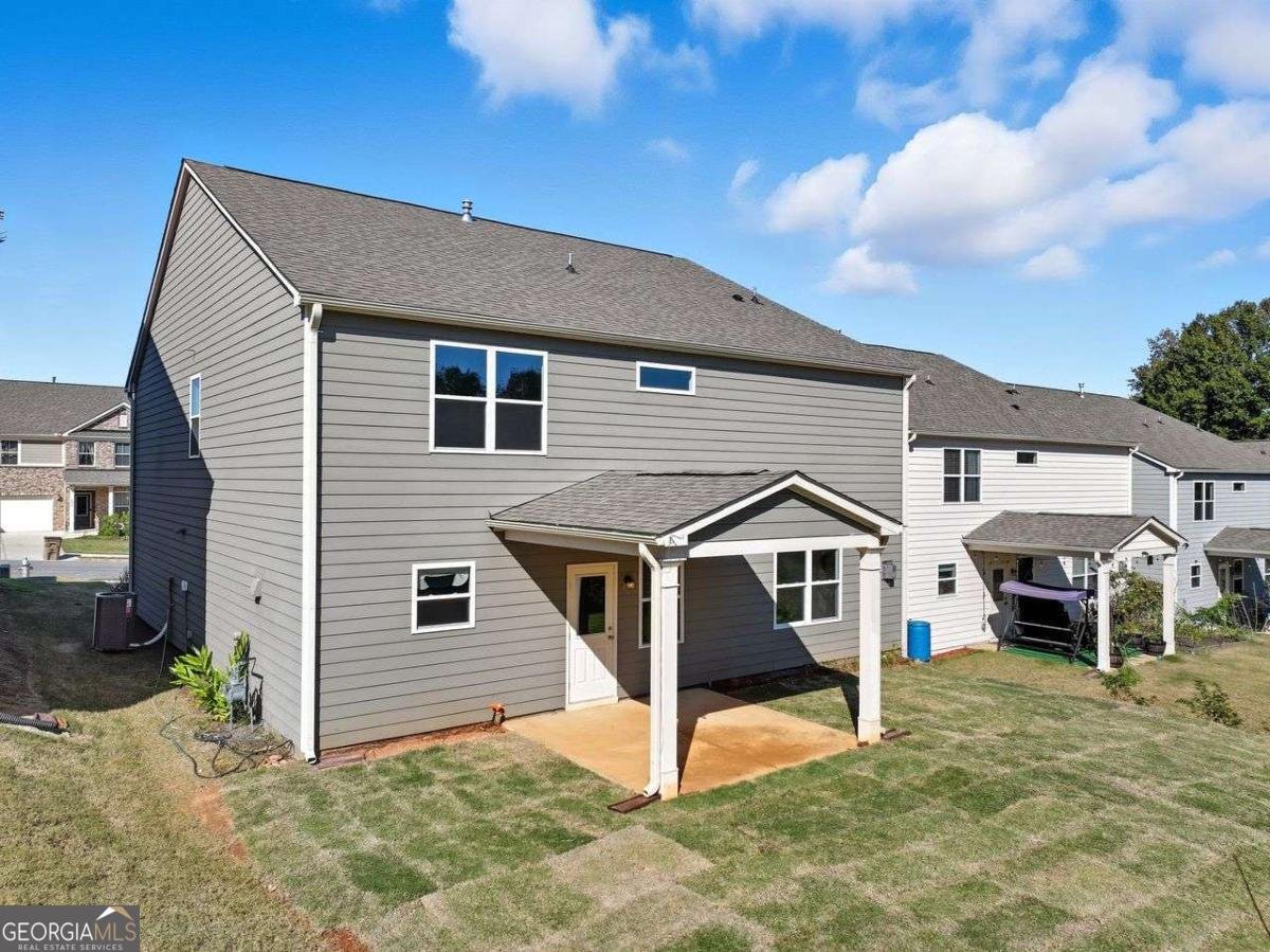 6165 BENNETT Parkway Cumming - 34