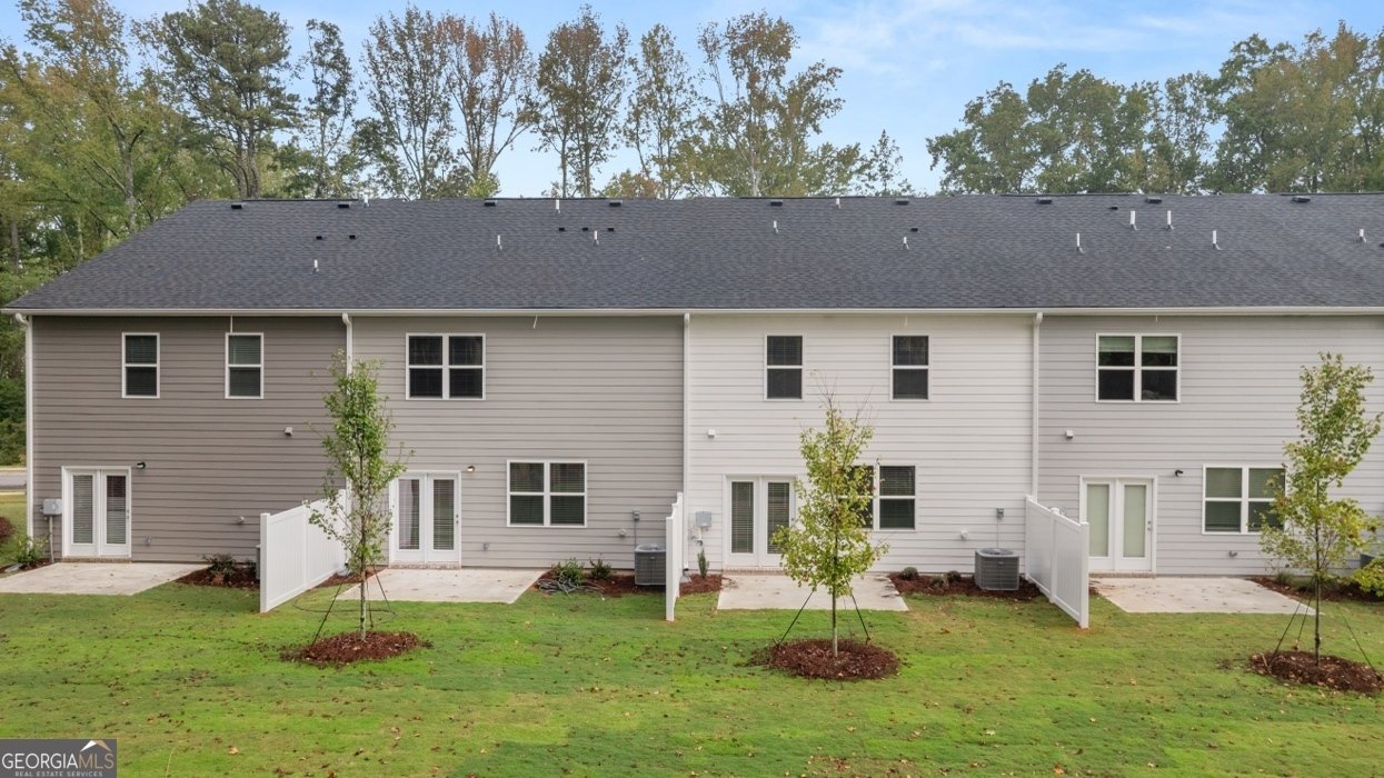 395 Silver Moon Drive Loganville - 37