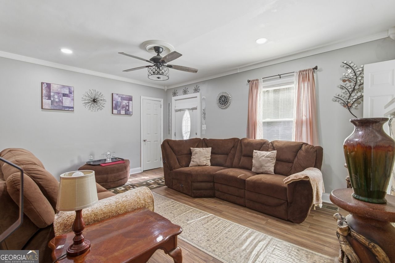 2489 Connally Drive East Point - 16