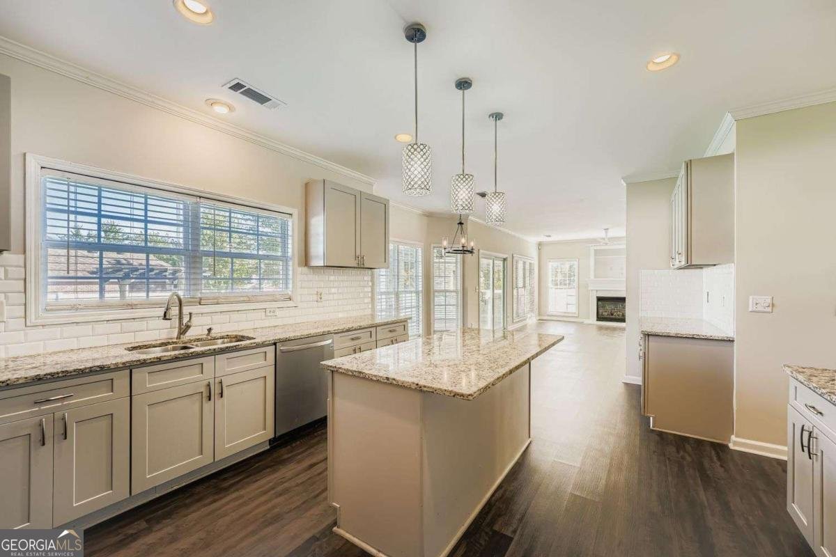 1242 Saxony Drive Conyers - 11