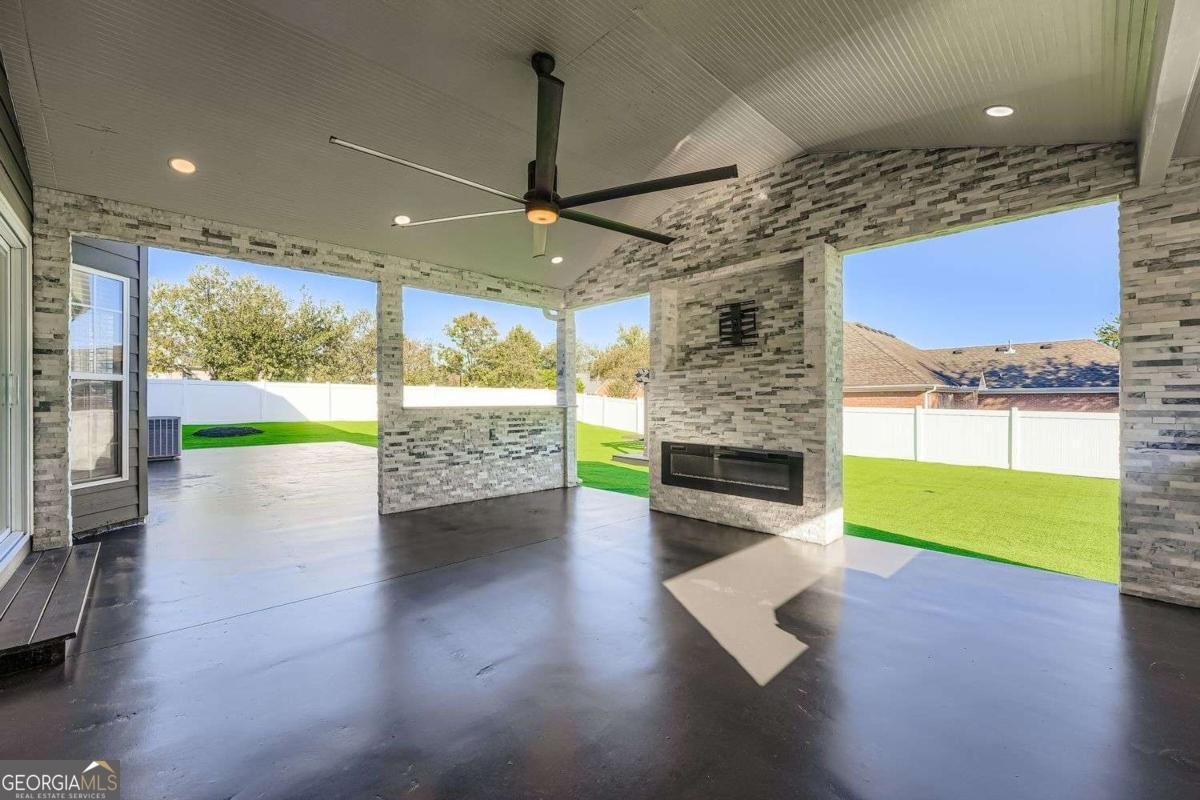 1242 Saxony Drive Conyers - 28