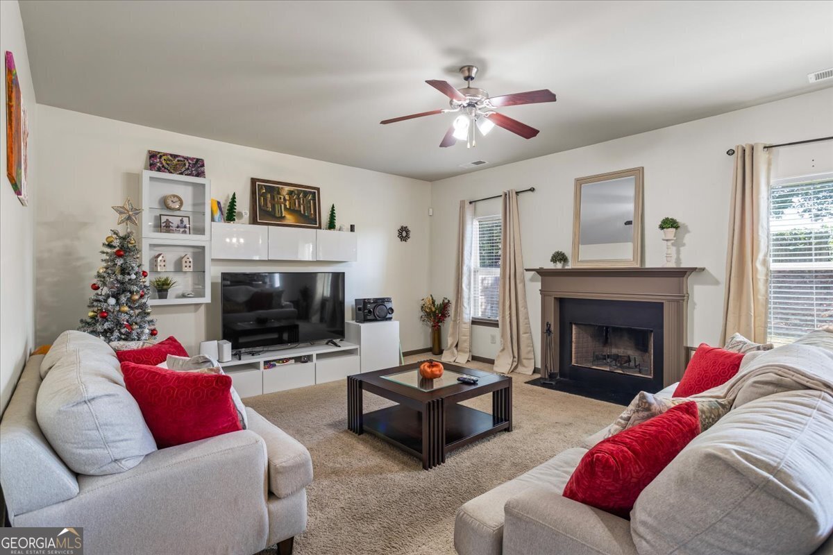 4165 Whitfield Oak Way Auburn - 3