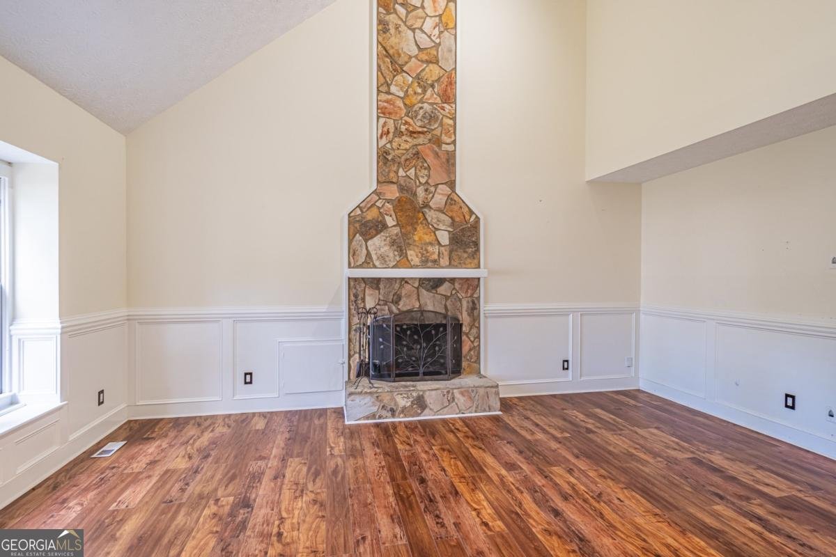 3142 Brooks Drive Snellville - 3
