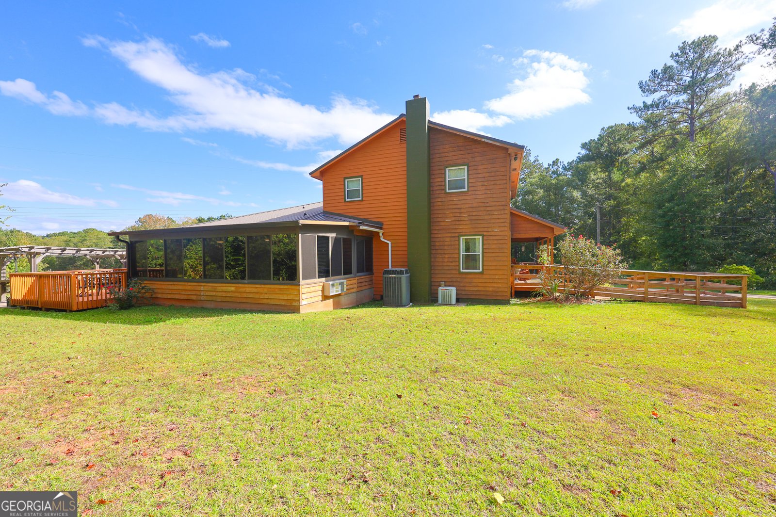 1142 Hammett Road Lagrange - 73