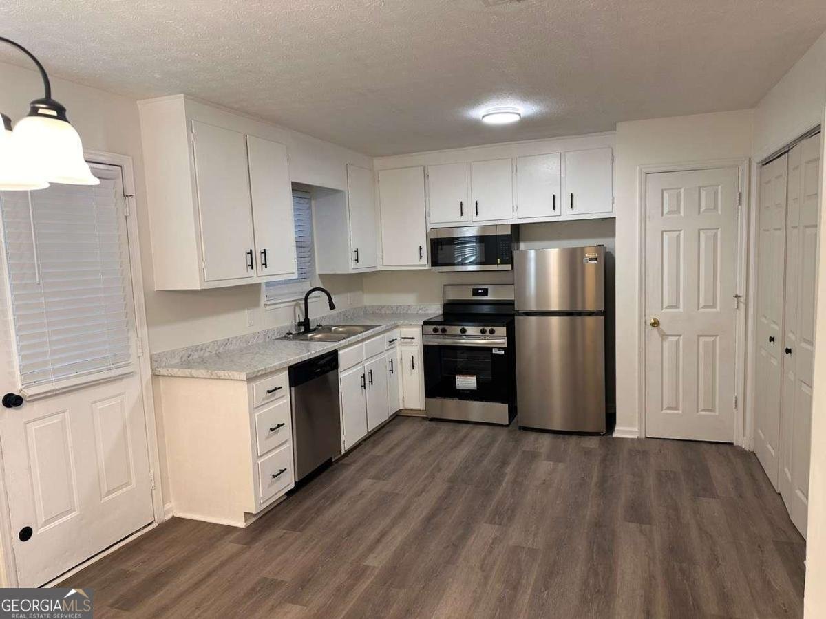 1272 Lakeview Drive Conyers - 12