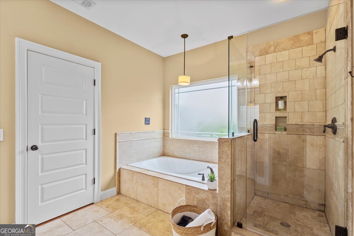 300 Cheshire Drive Warner Robins - 28